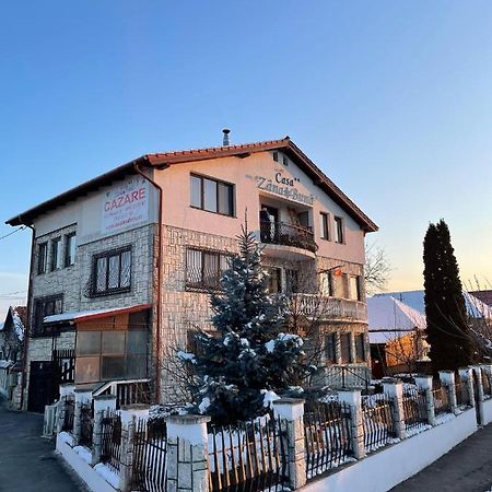 Casa Zana Buna Gherla Zewnętrze zdjęcie