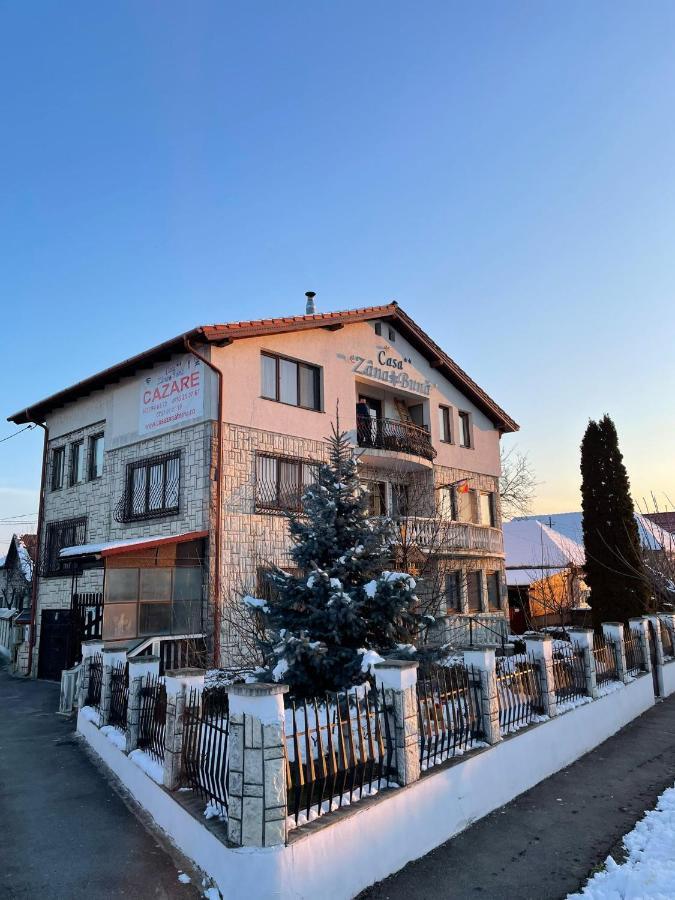Casa Zana Buna Gherla Zewnętrze zdjęcie