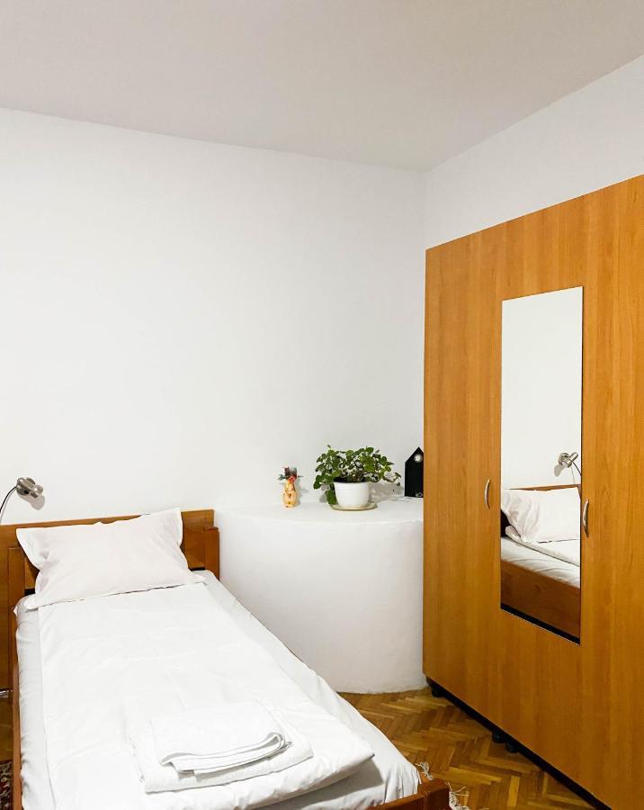 Casa Zana Buna Gherla Zewnętrze zdjęcie