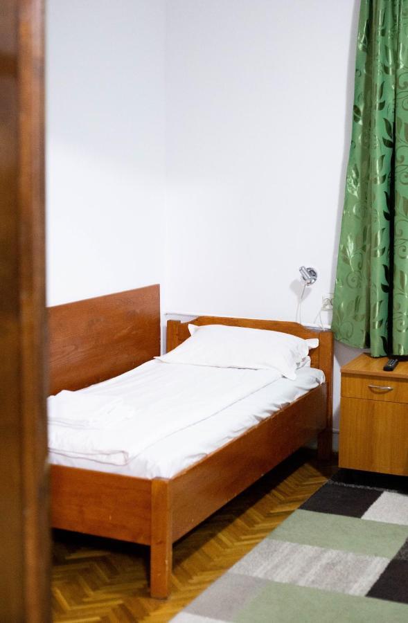 Casa Zana Buna Gherla Zewnętrze zdjęcie